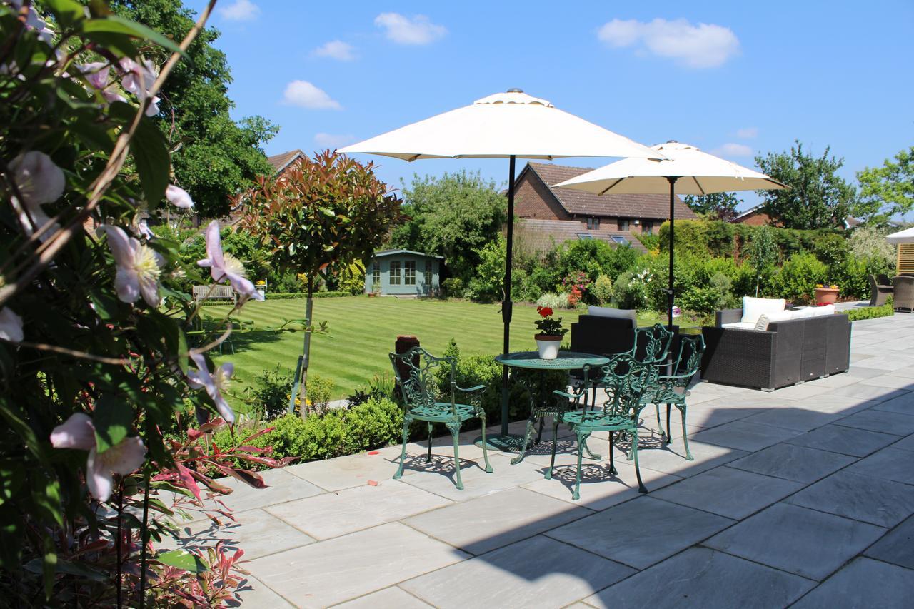 Ditton Lodge Kingston upon Thames  Eksteriør billede